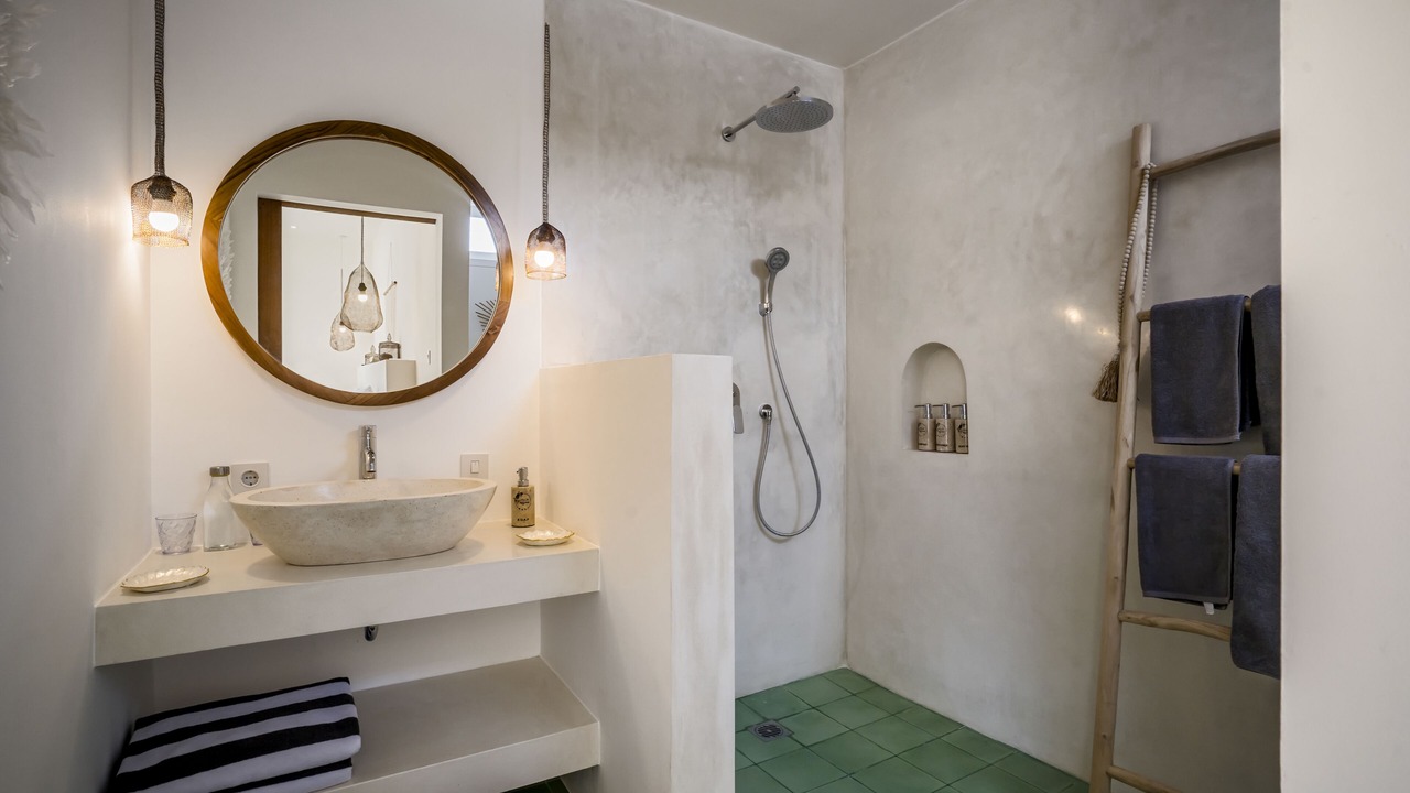 Photo of Bathroom in Laksmana