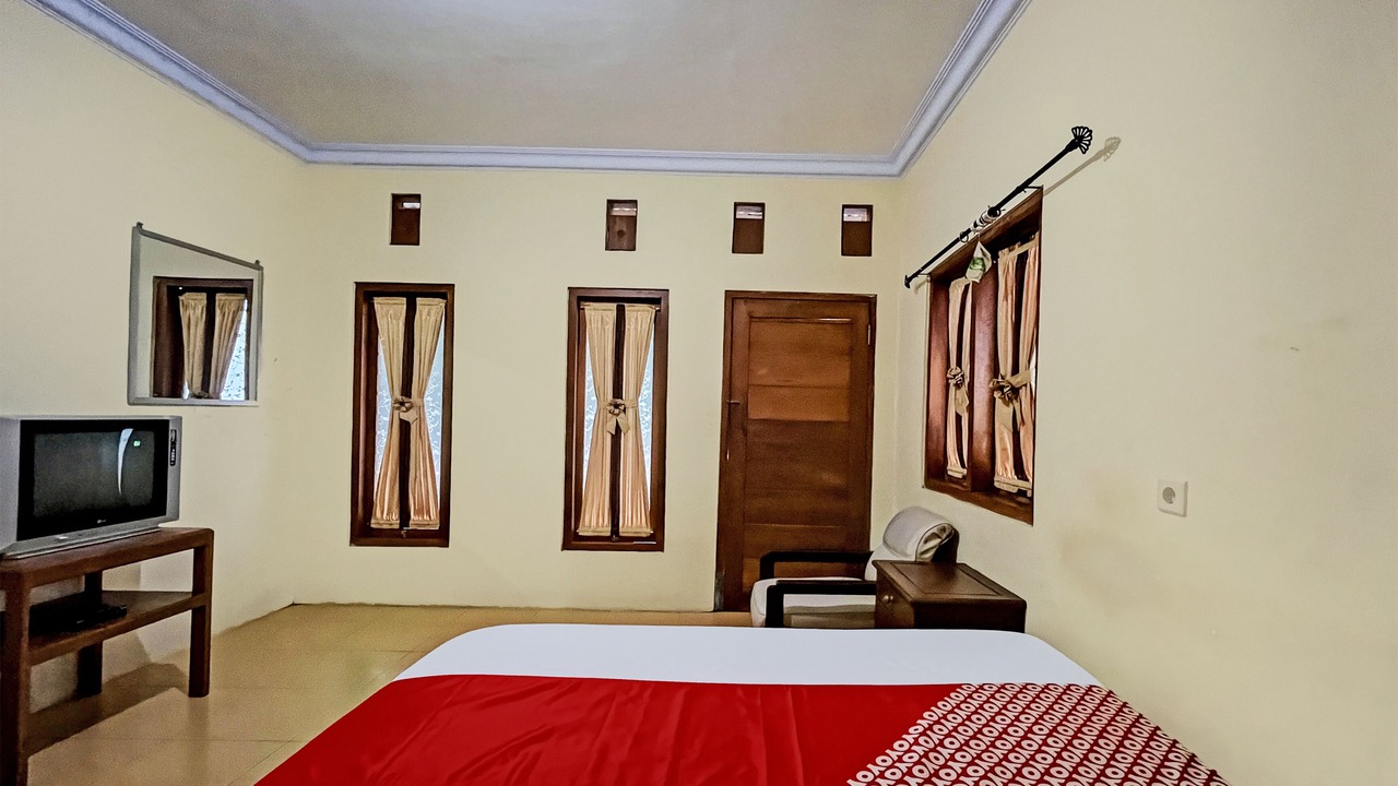 Photo of Bedroom in Mojokerto