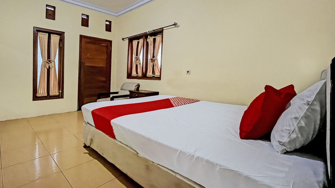 Photo of Bedroom in Mojokerto