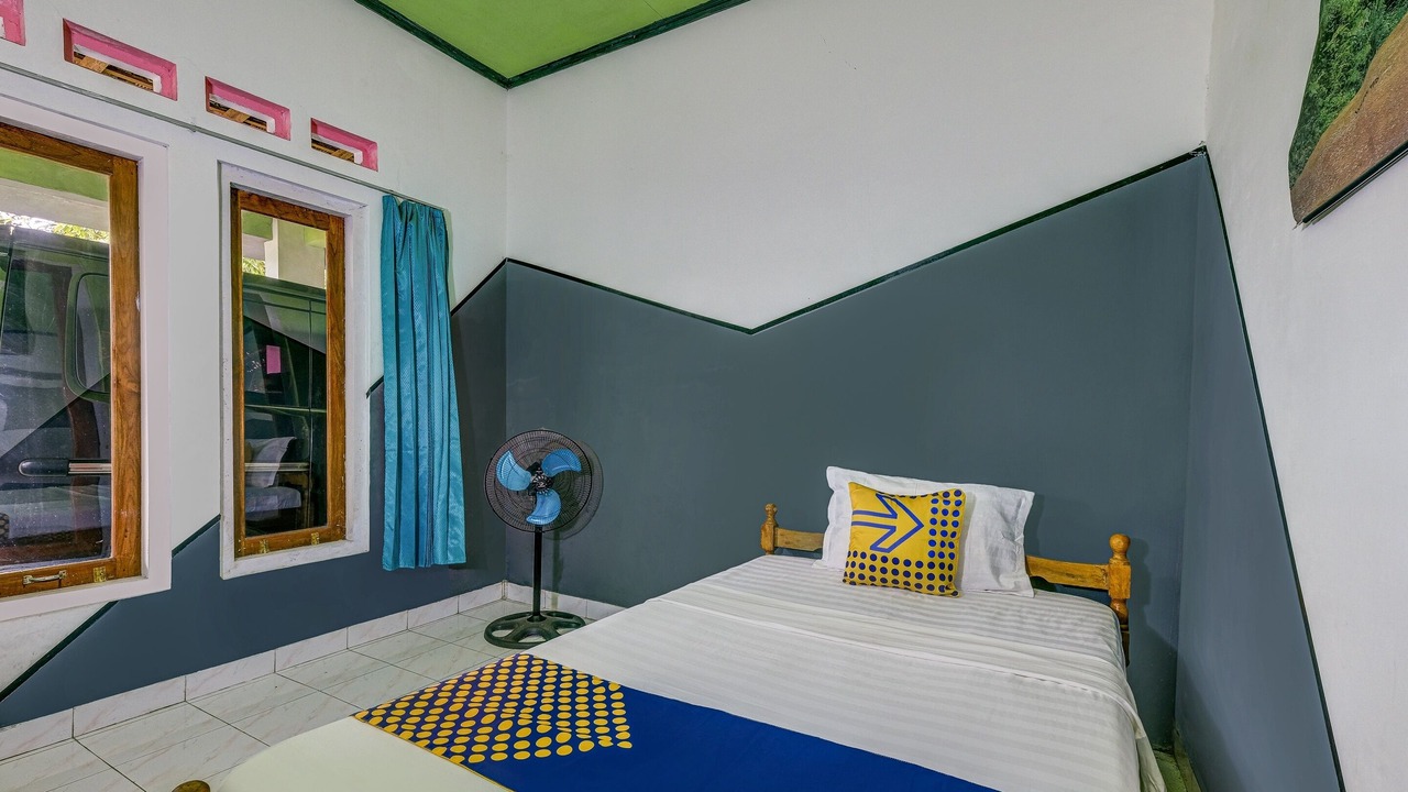 Photo of Bedroom in Rembang