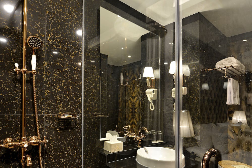 Photo of Bathroom in Pekayon Jaya