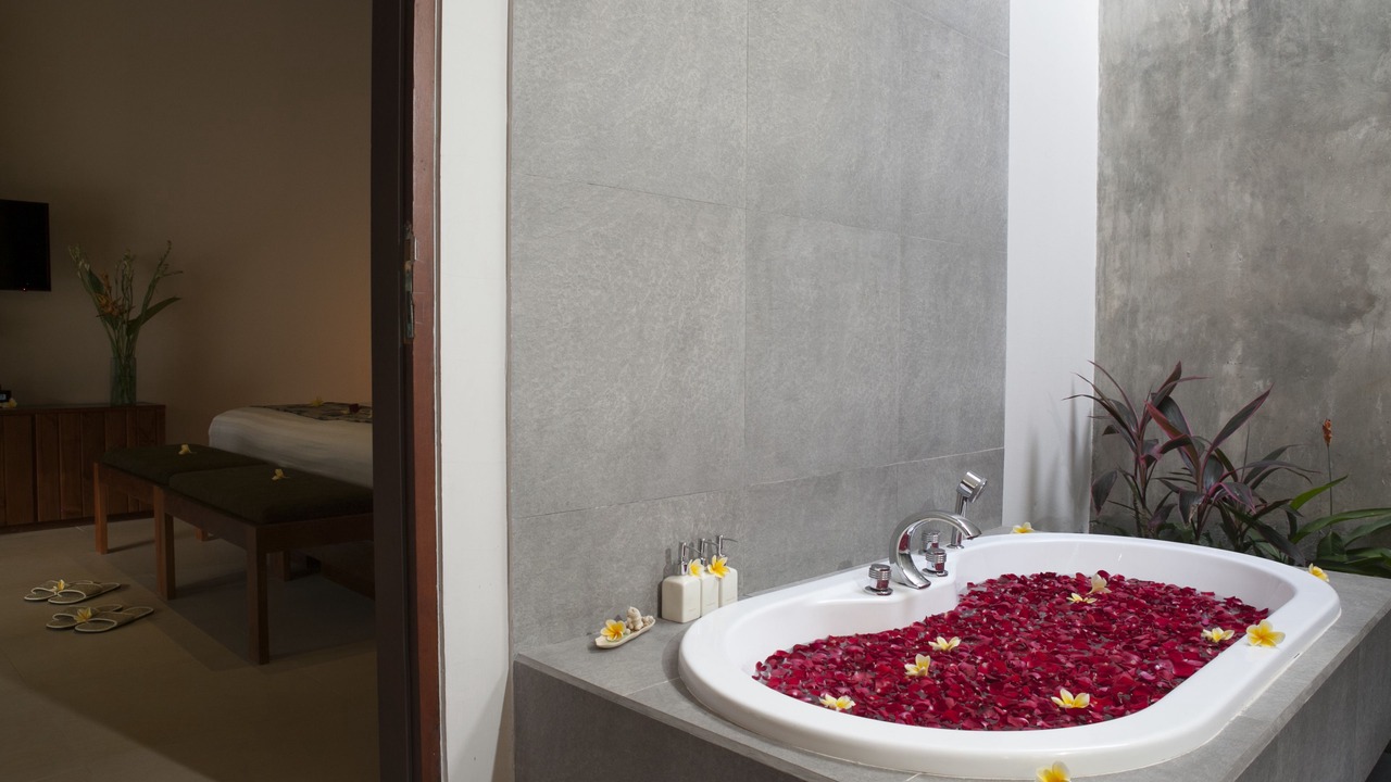 Photo of Bathroom in Kedewatan