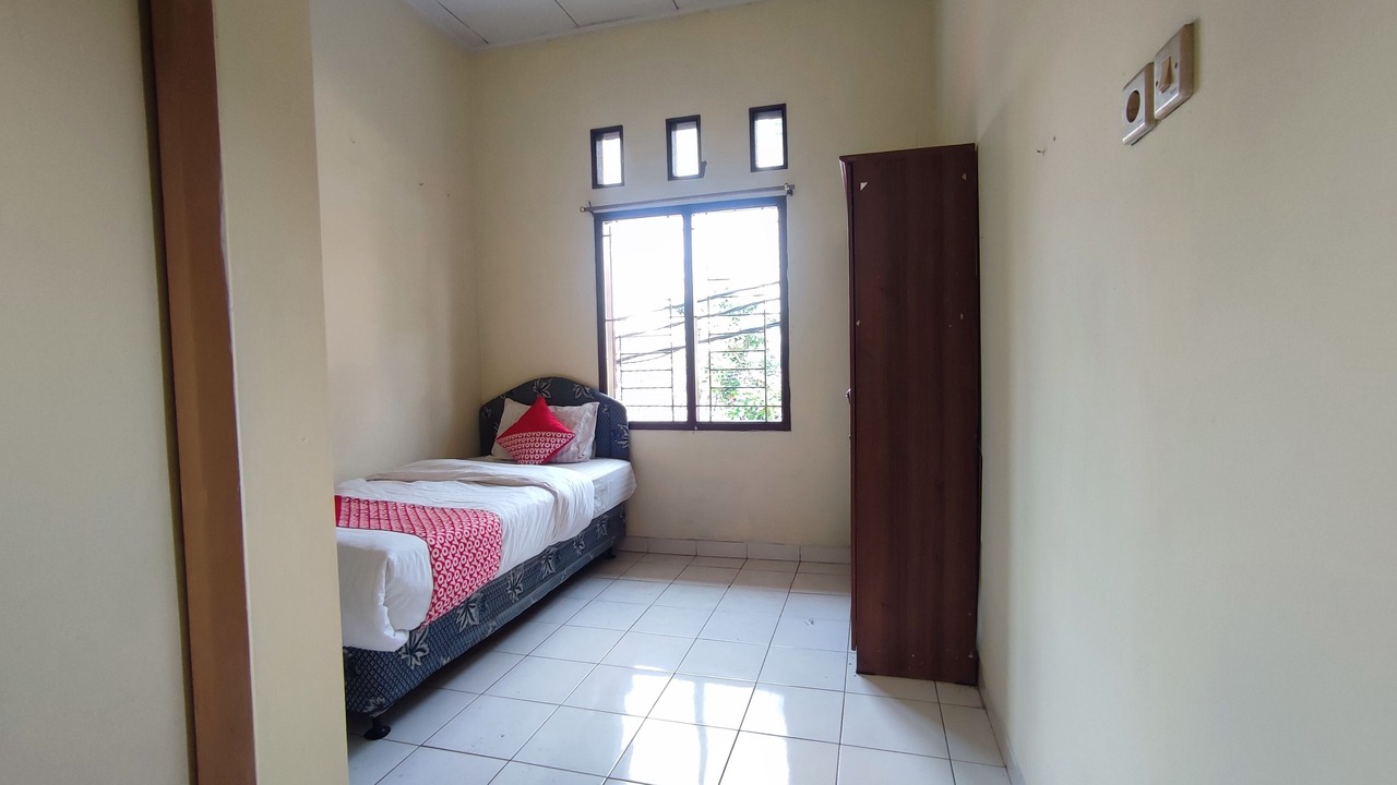 Photo of Bedroom in Pondokcina
