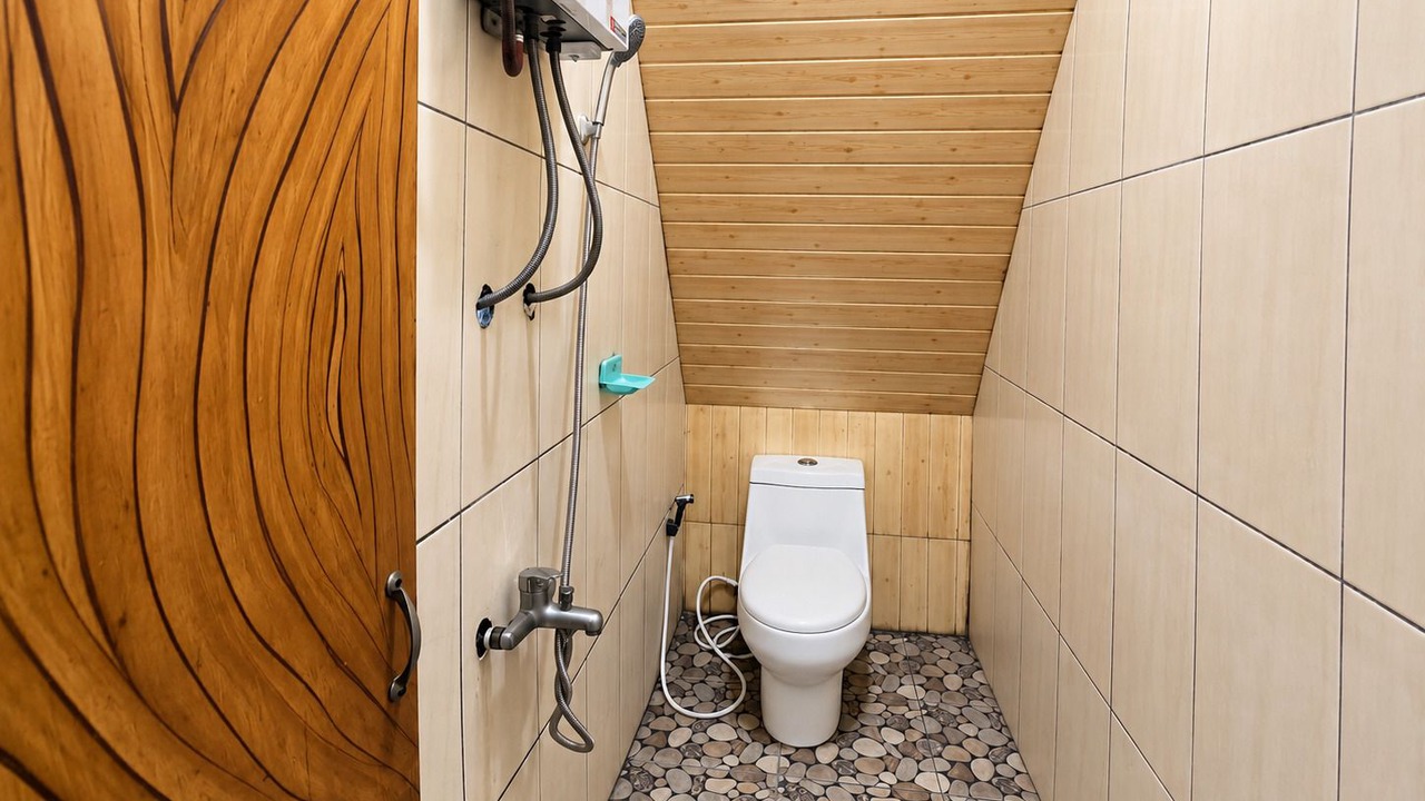 Photo of Bathroom in Hargomulyo