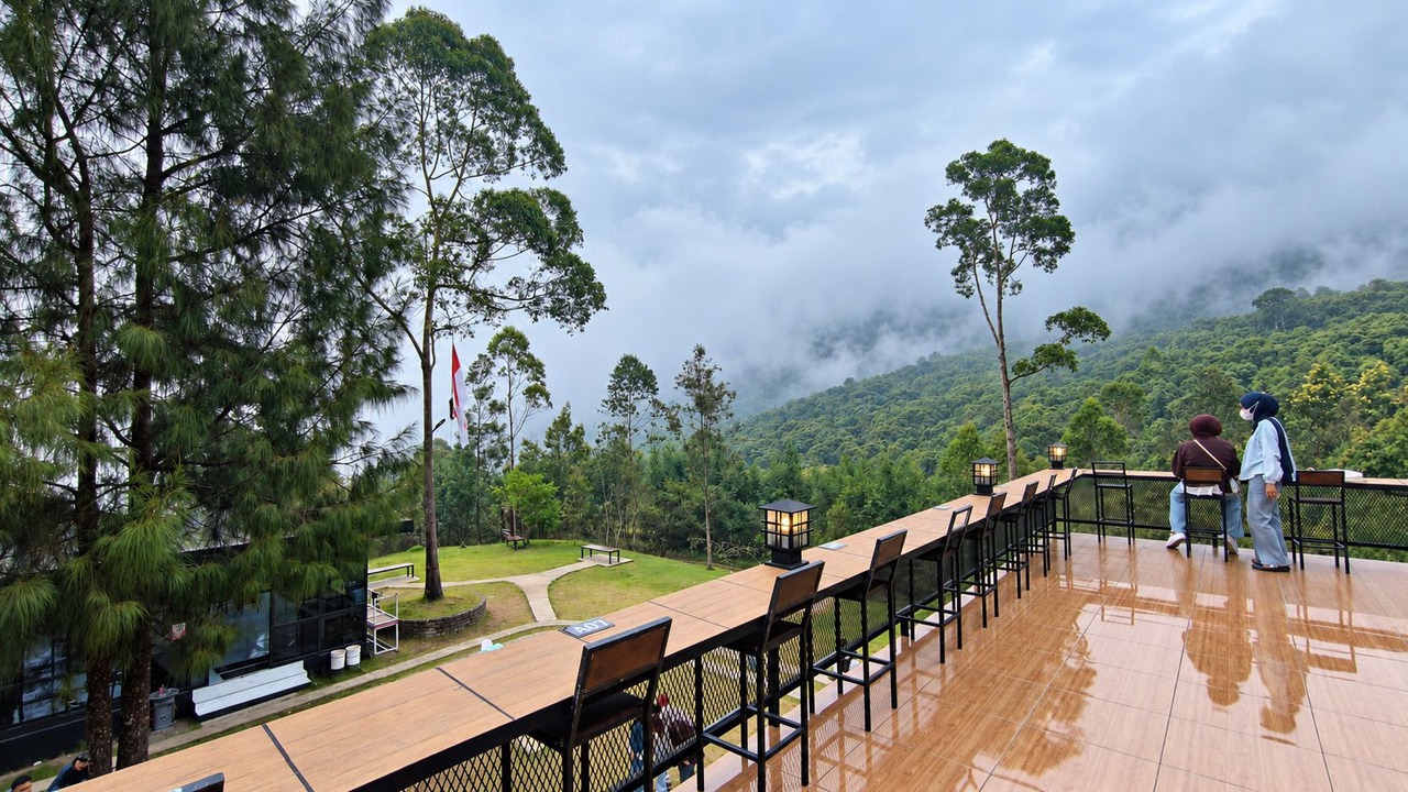 Photo of Patio Balcony in Hargomulyo