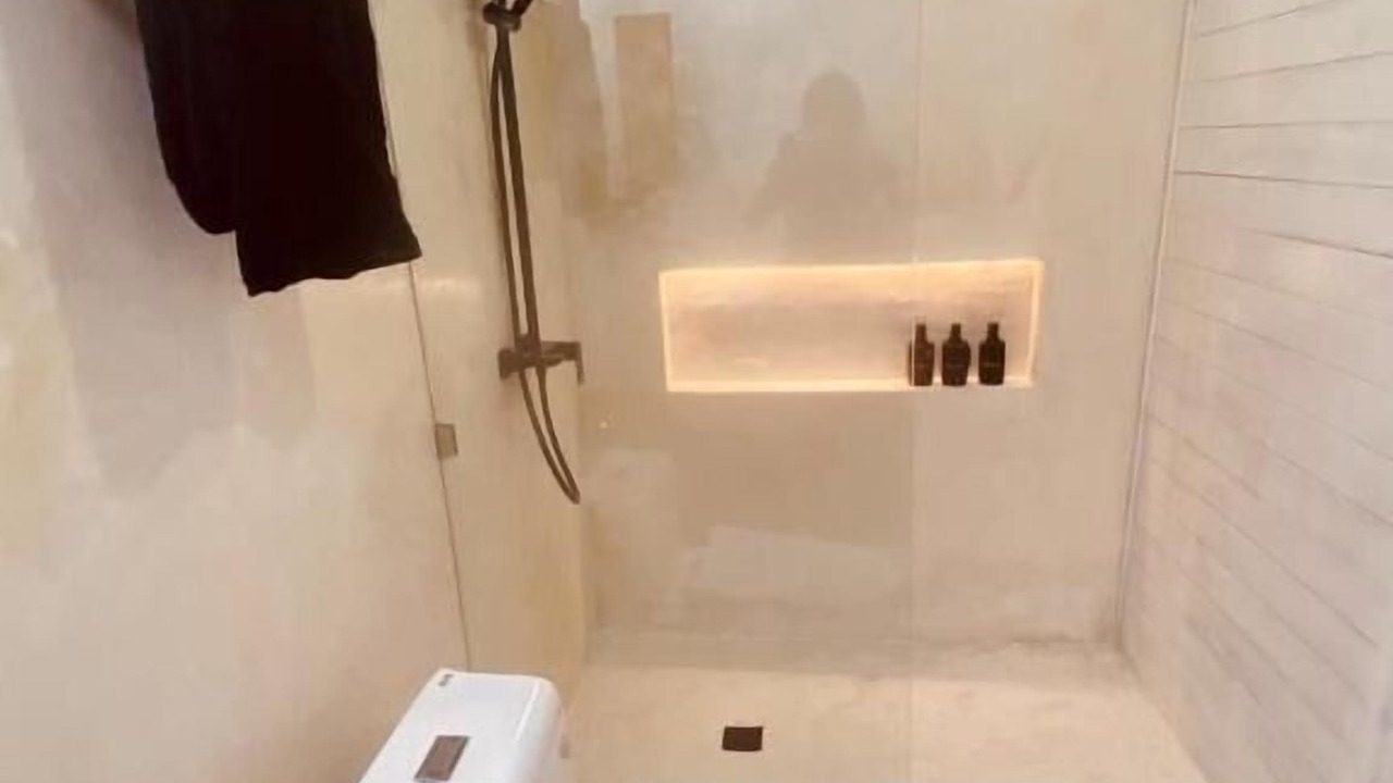 Photo of Bathroom in Pemaron