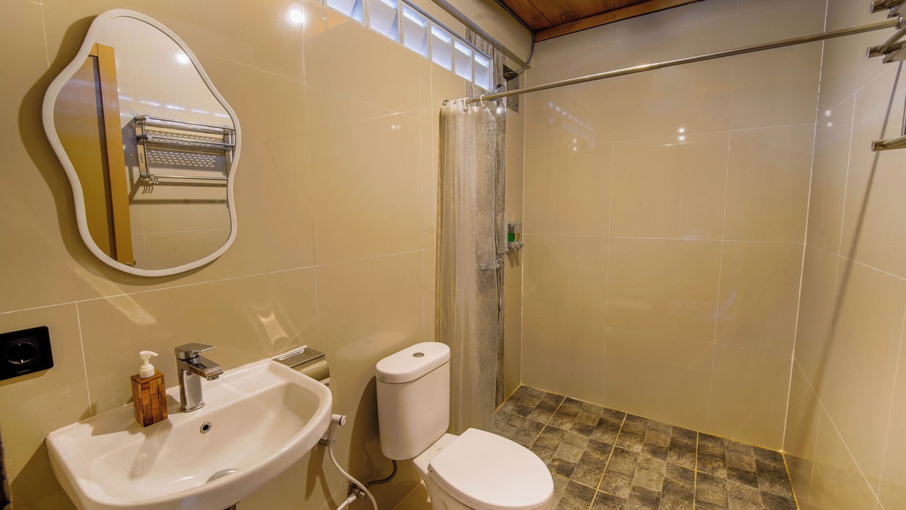 Photo of Bathroom in Kedewatan