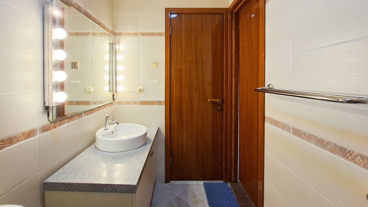 Photo of Bathroom in Panunggangan Utara
