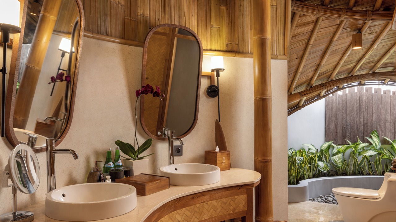 Photo of Bathroom in Abang