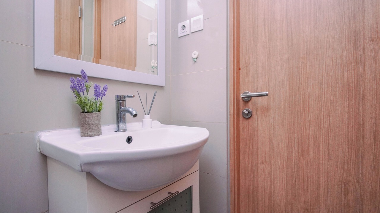 Photo of Bathroom in Kebon Jeruk