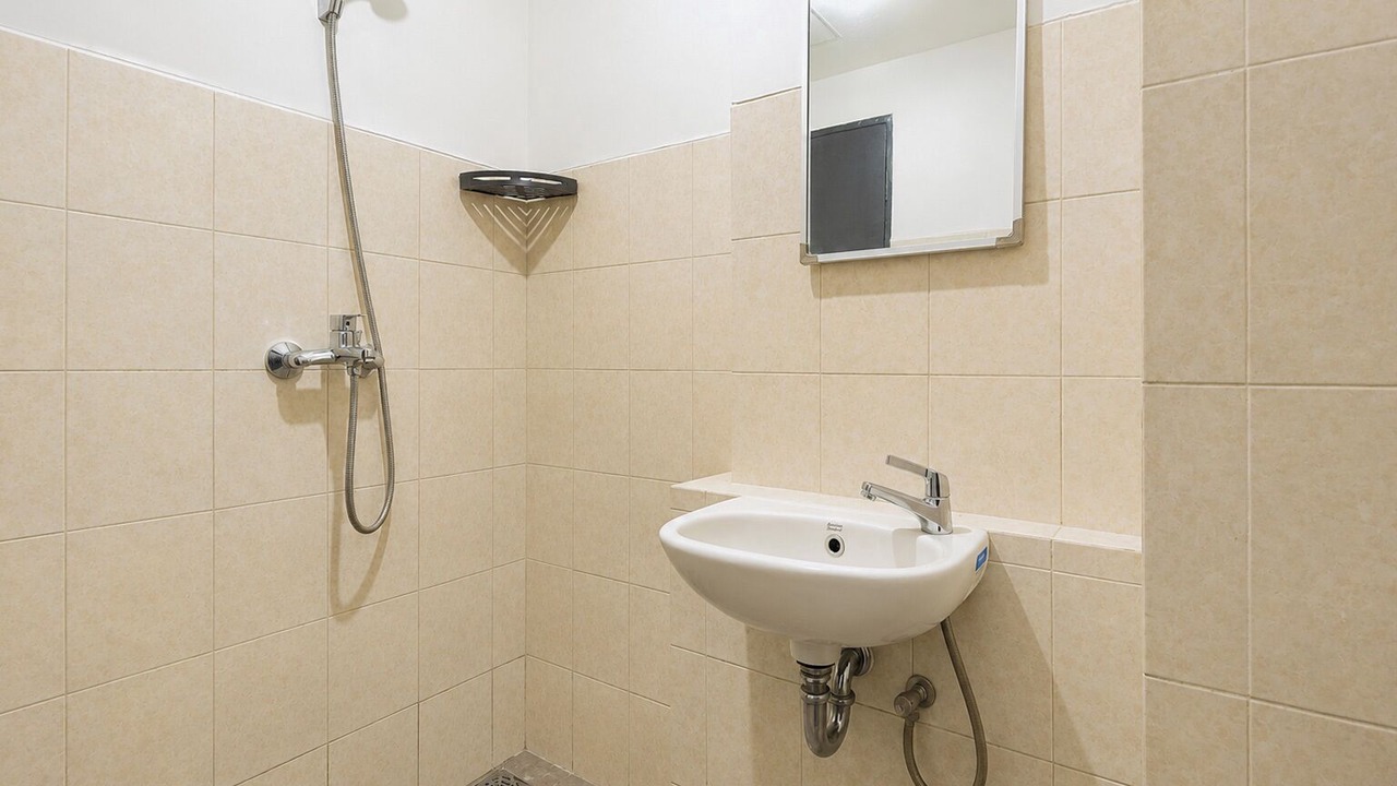 Photo of Bathroom in Sidoarjo