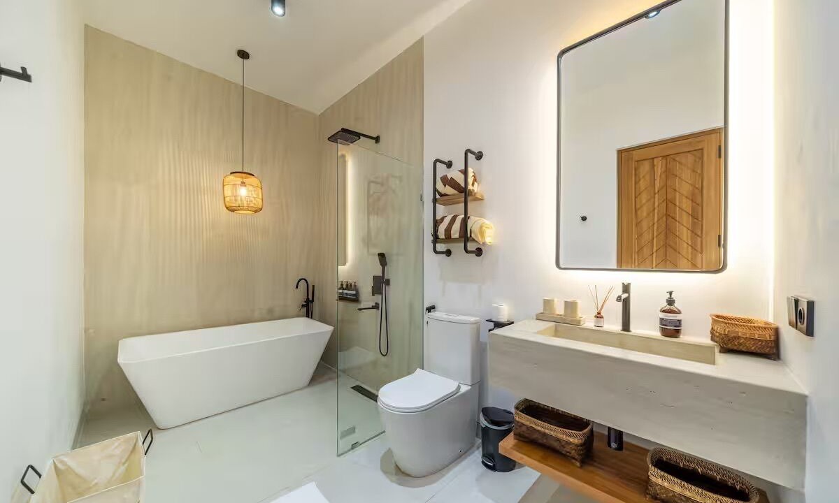 Photo of Bathroom in Petulu