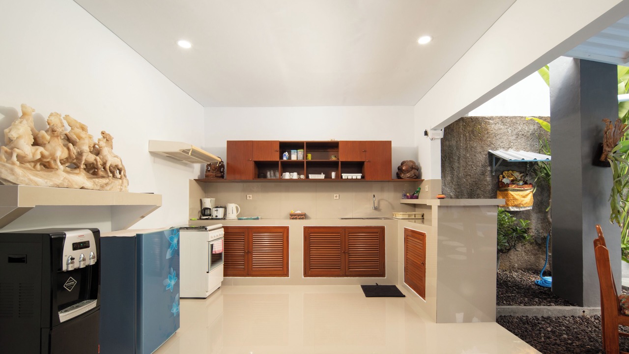 Photo of Kitchen in Kartika Plaza