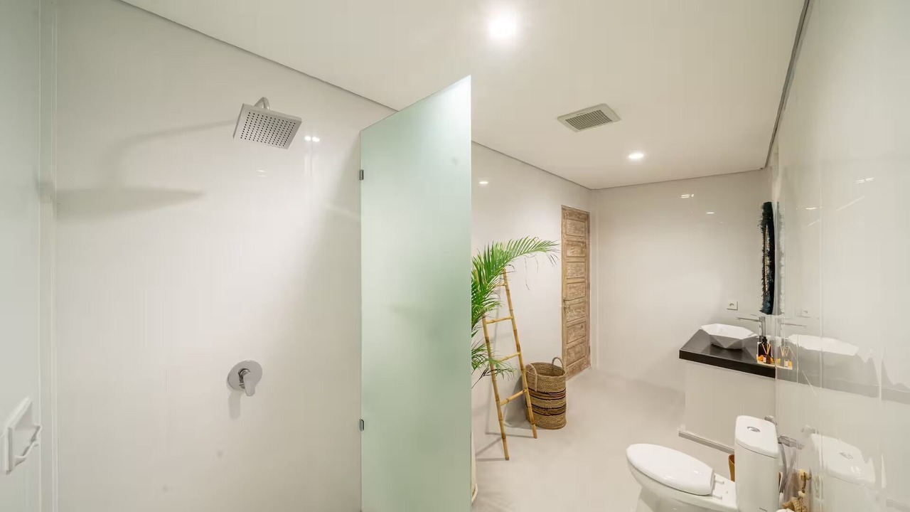 Photo of Bathroom in Banjar Semer