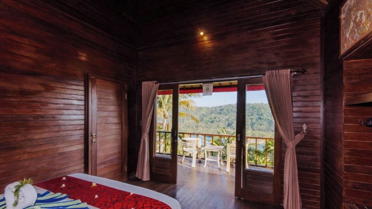 Photo of Bedroom in Mushroom Bay