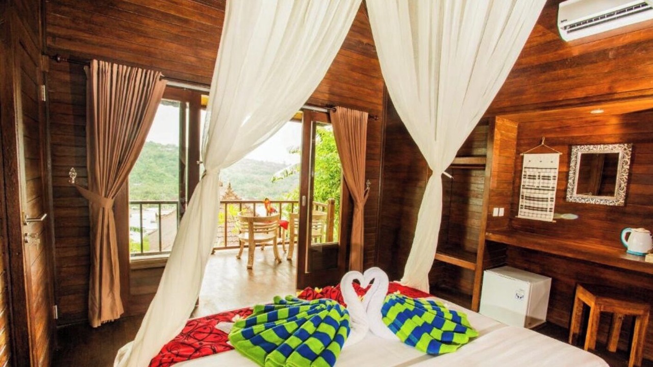 Photo of Bedroom in Mushroom Bay