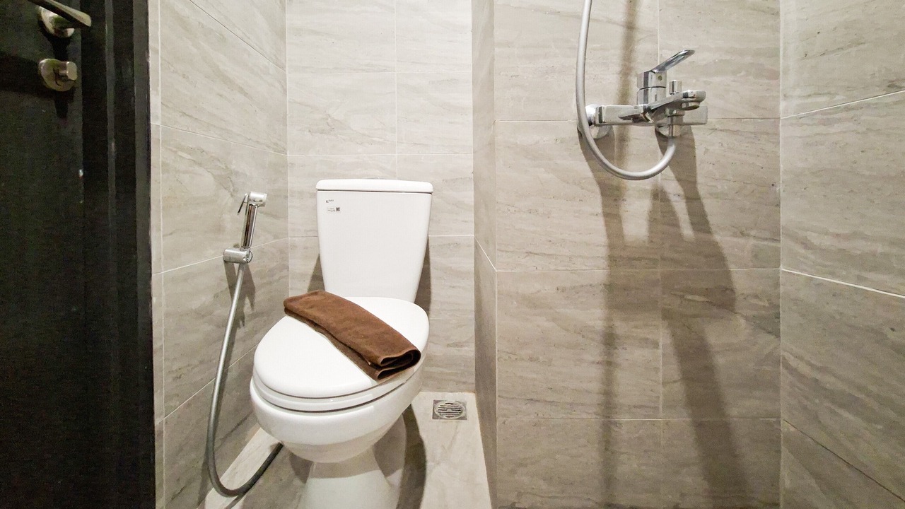 Photo of Bathroom in Panunggangan Utara