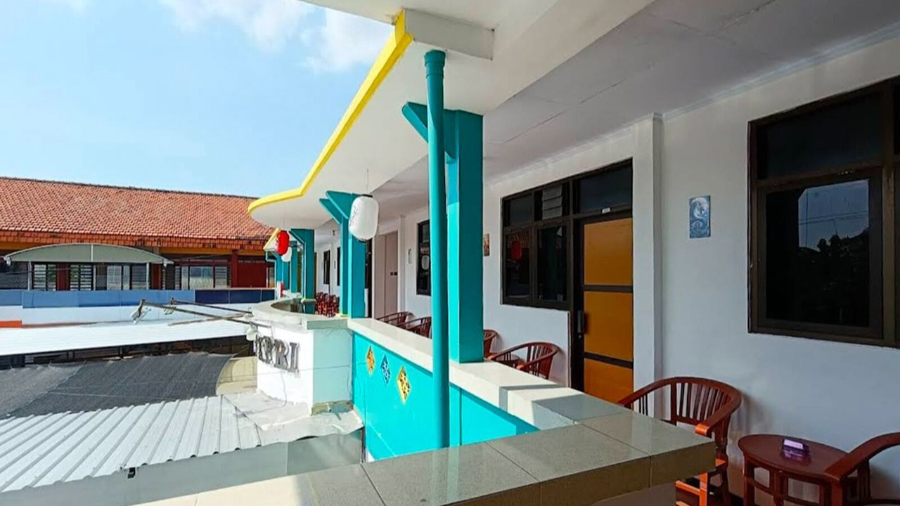 Photo of Patio Balcony in Madiun