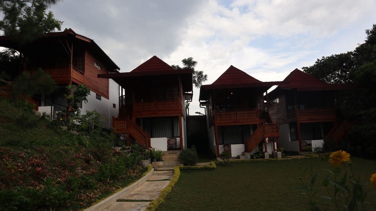 Photo of Outdoor in Cimenyan