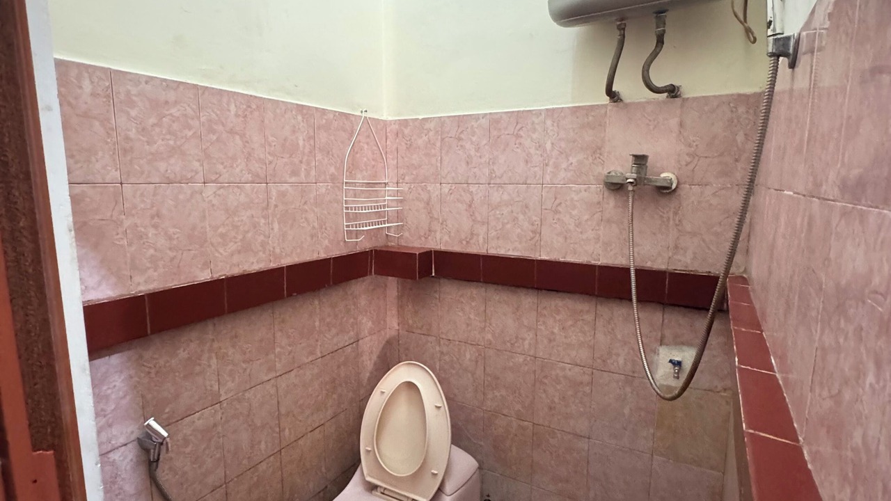 Photo of Bathroom in Colomadu