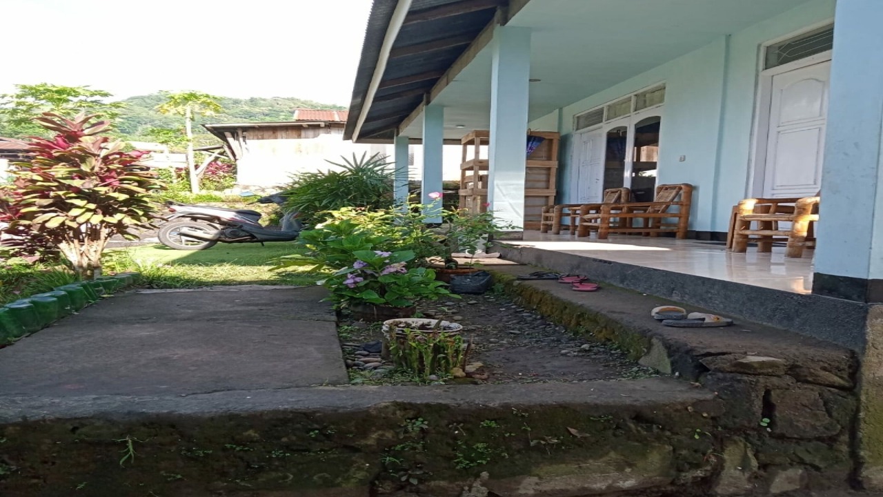 Photo of Others in Moni