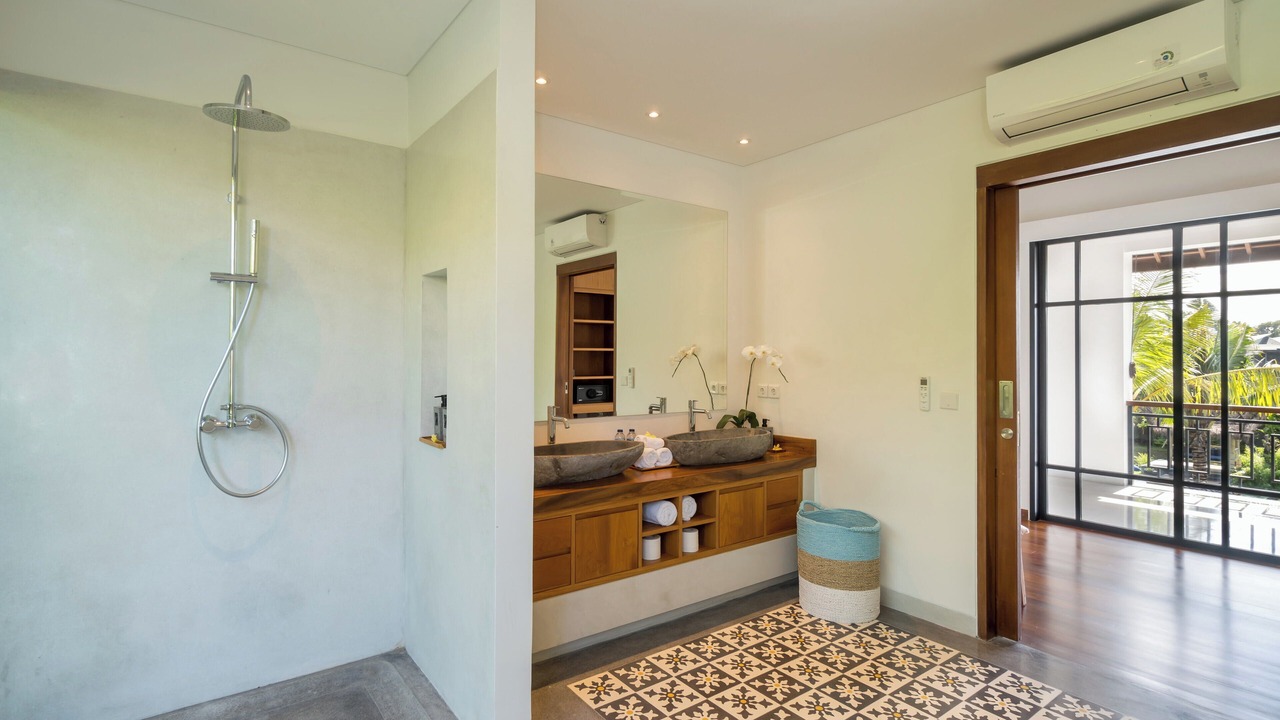 Photo of Bathroom in Batu Bolong