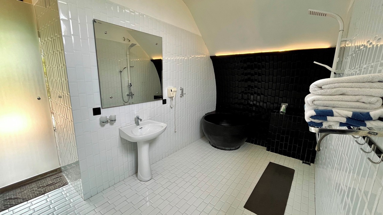 Photo of Bathroom in Bandengan