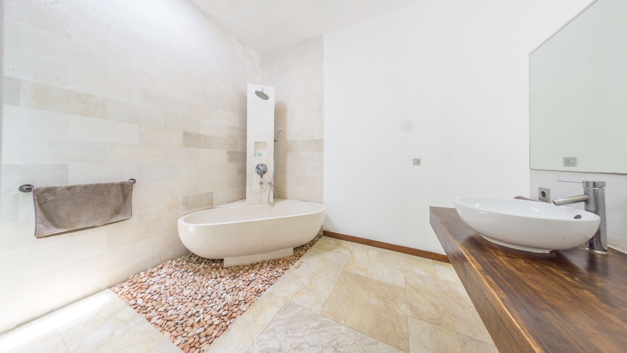 Photo of Bathroom in Dewi Sri
