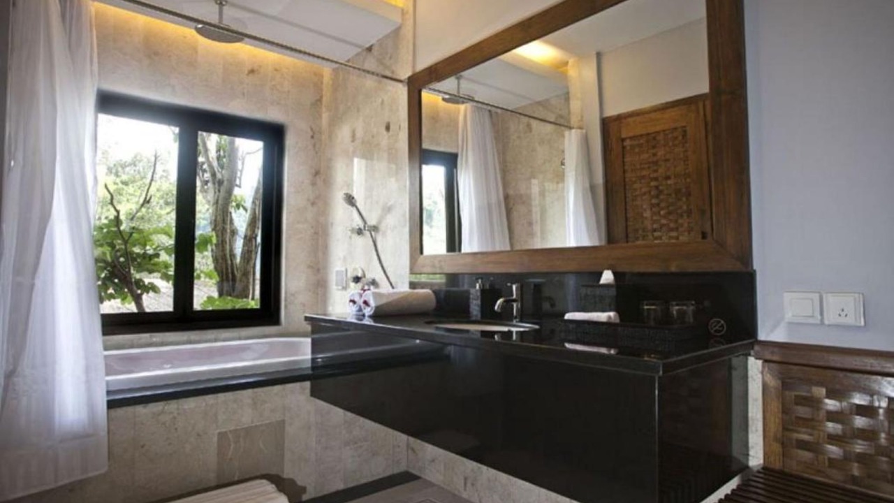 Photo of Bathroom in Sambahan