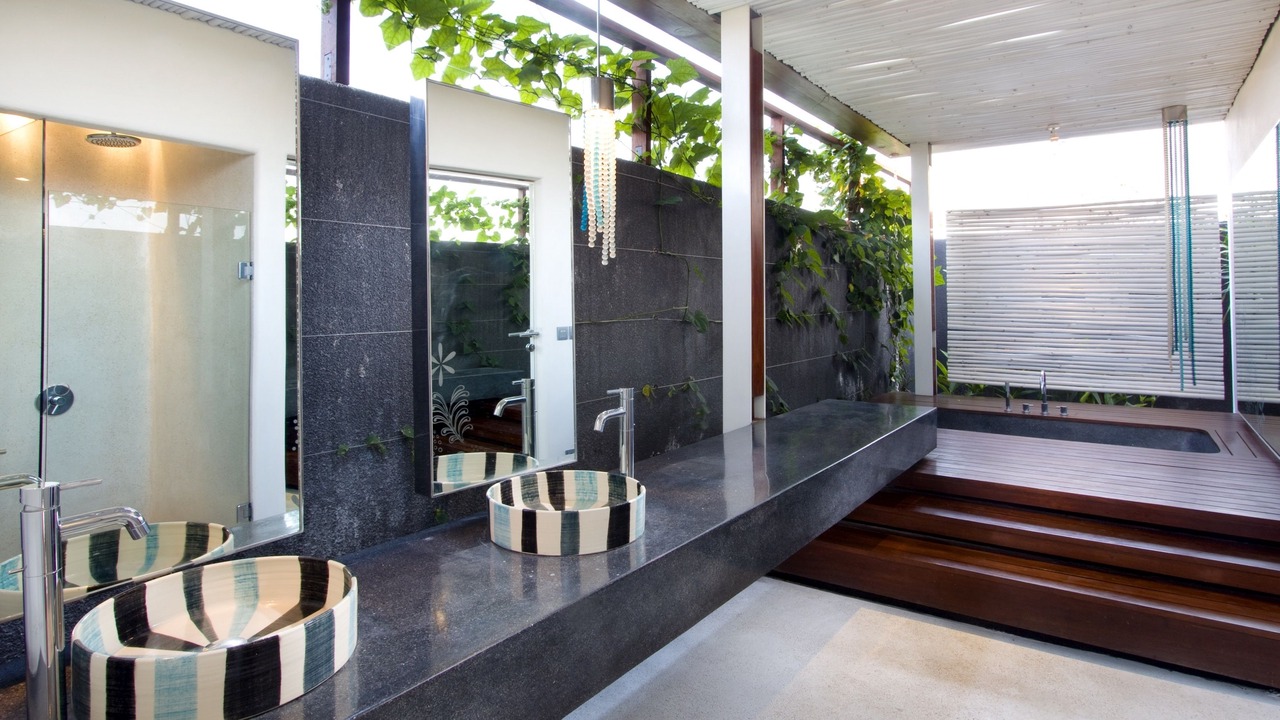Photo of Bathroom in Petitenget
