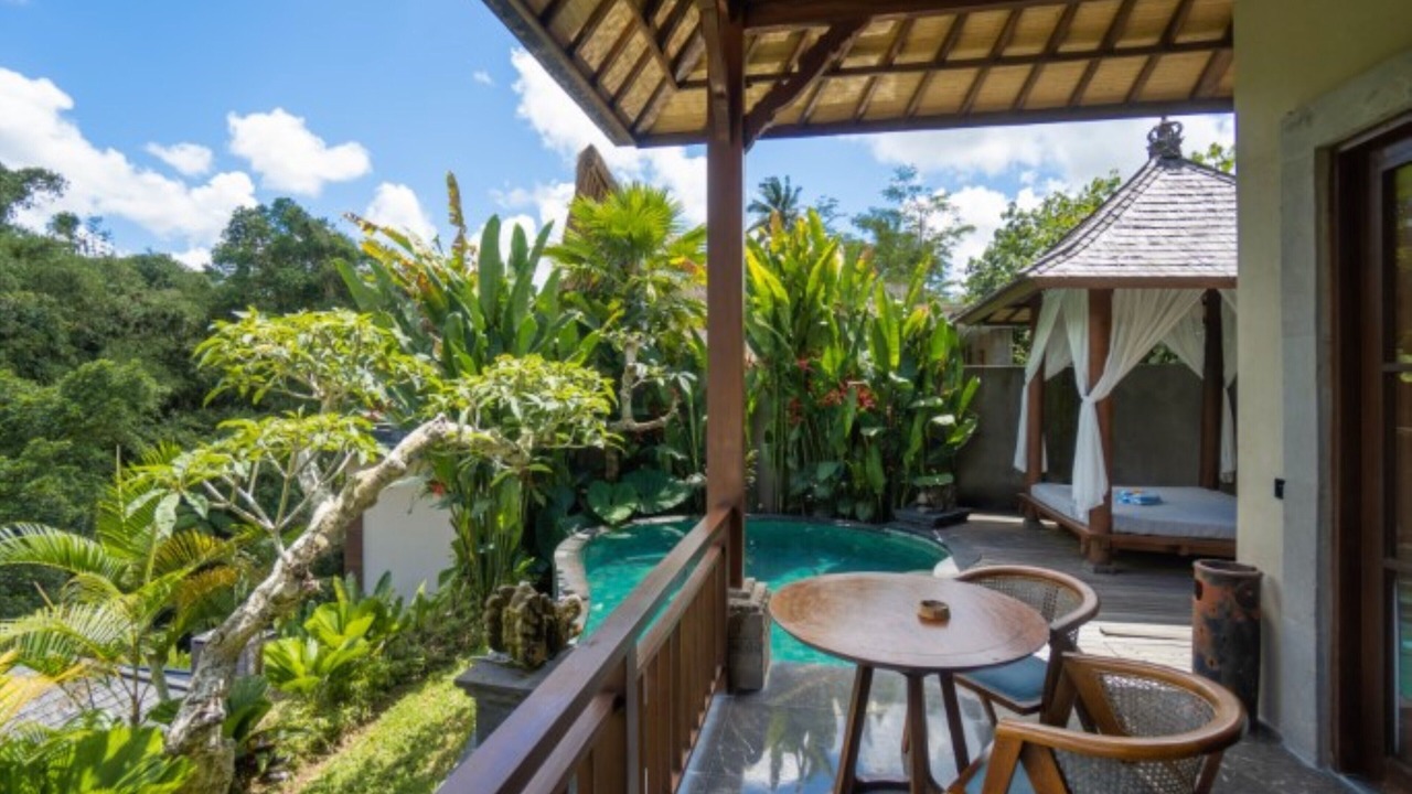 Photo of Patio Balcony in Kenderan