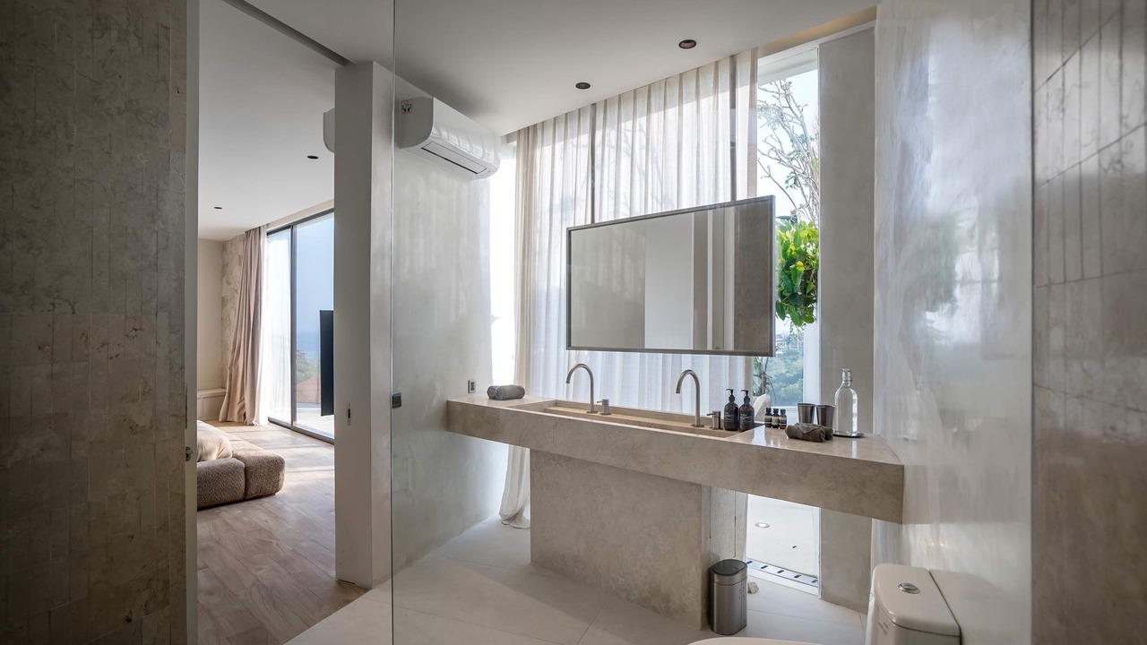 Photo of Bathroom in Pecatu