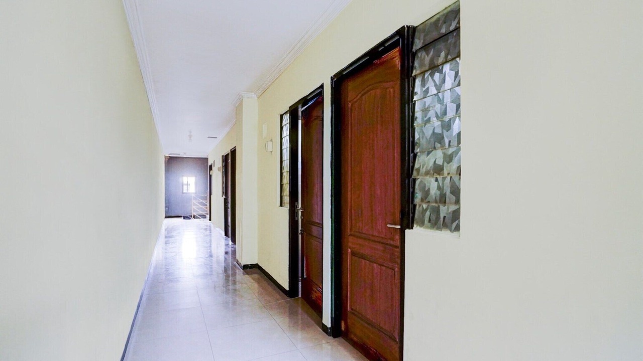 Photo of Others in Gubeng