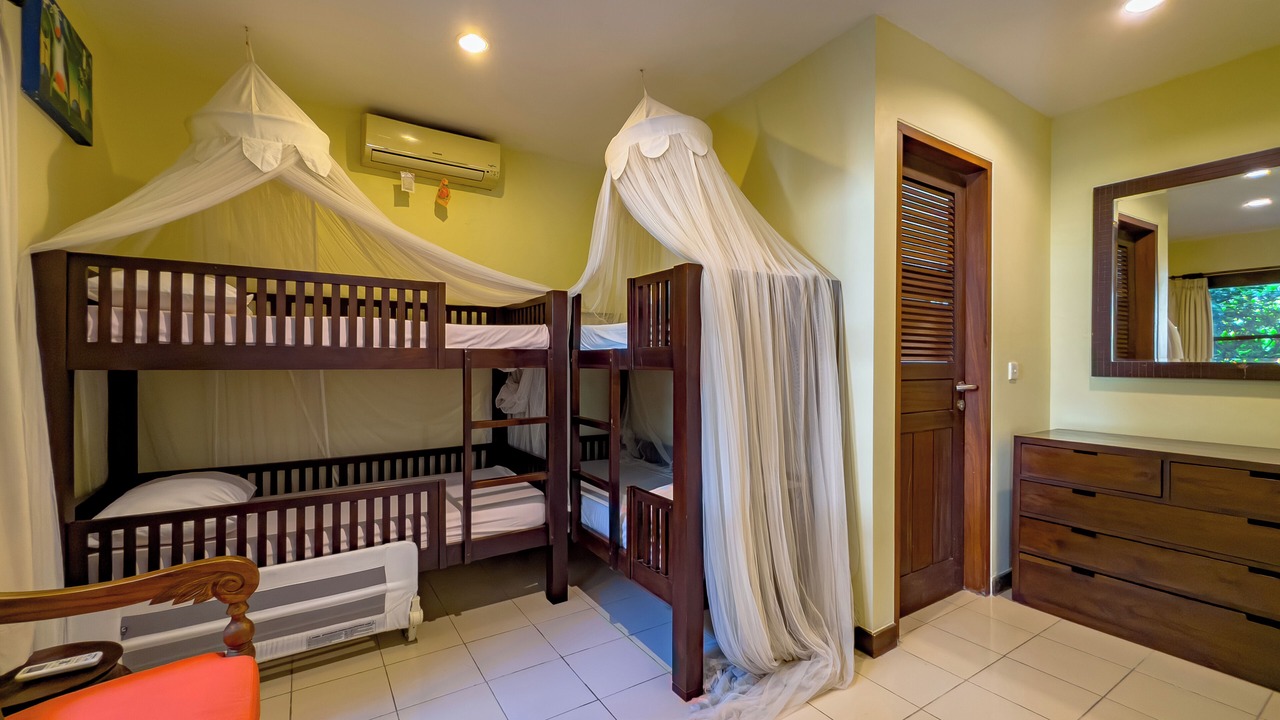 Photo of Bedroom in Drupadi