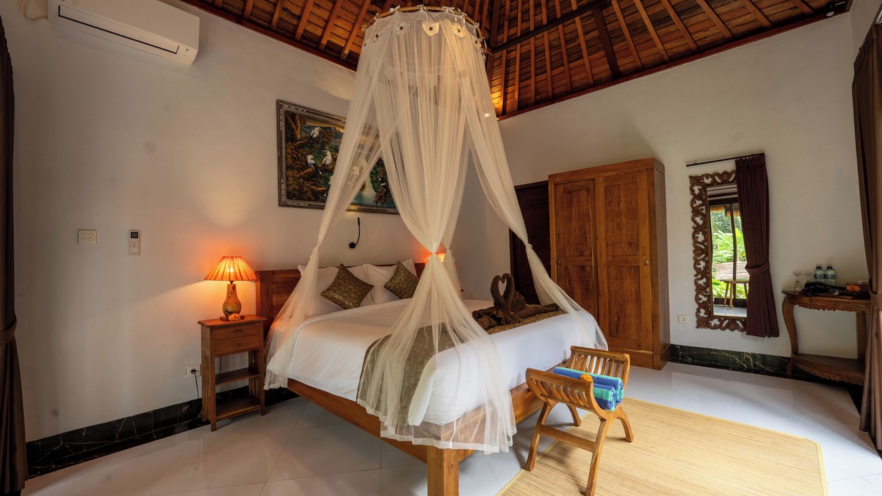Photo of Bedroom in Sambahan