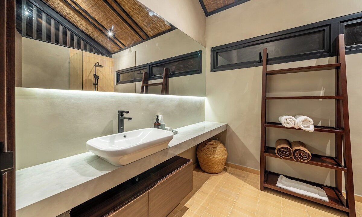 Photo of Bathroom in Pecatu