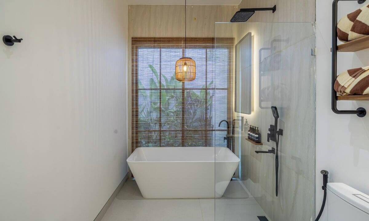 Photo of Bathroom in Petulu