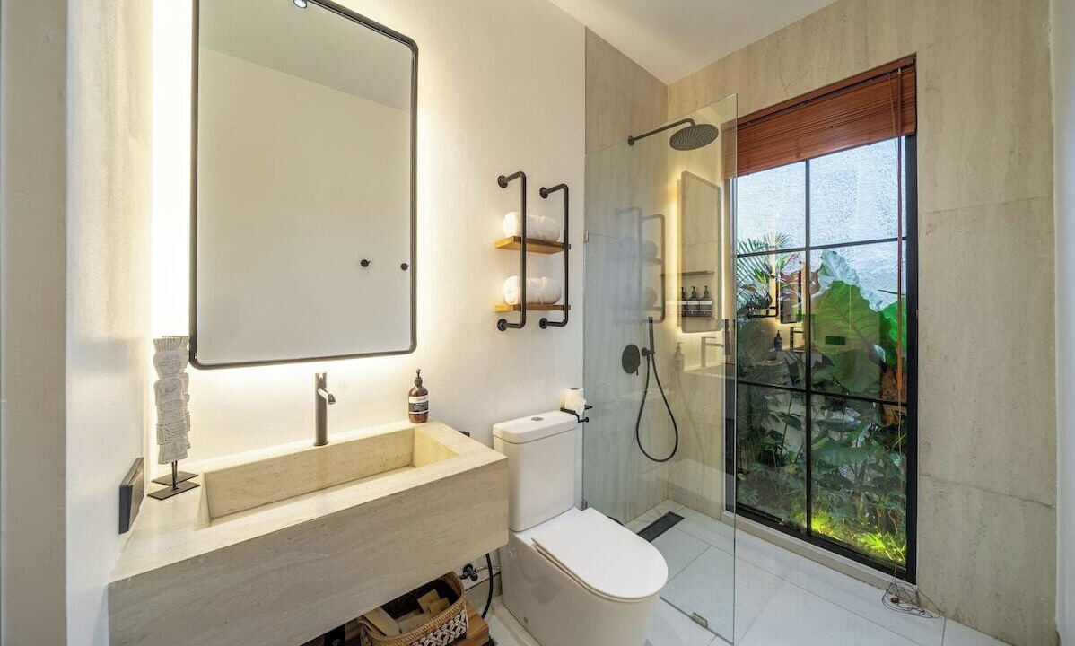 Photo of Bathroom in Petulu