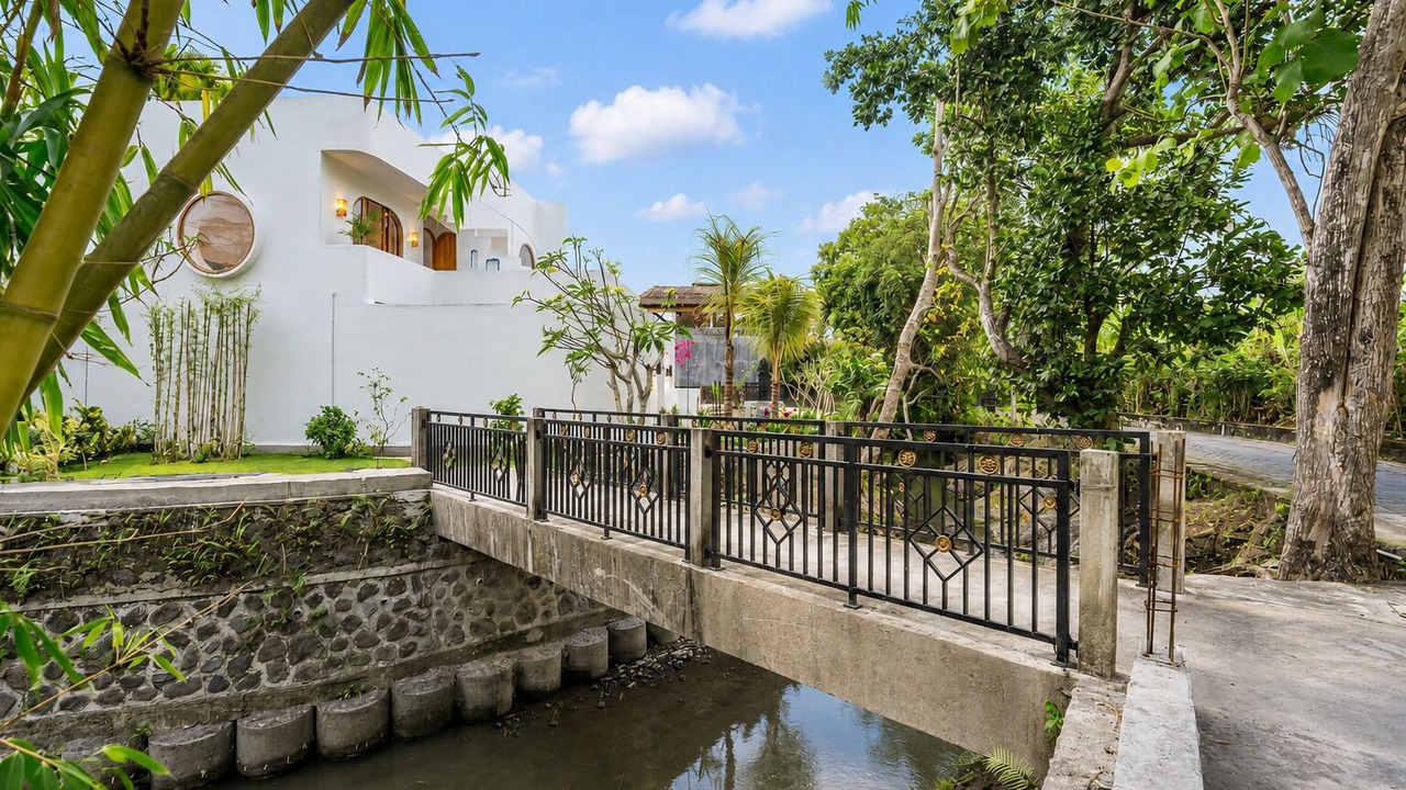 Photo of Outdoor in Batu Bolong