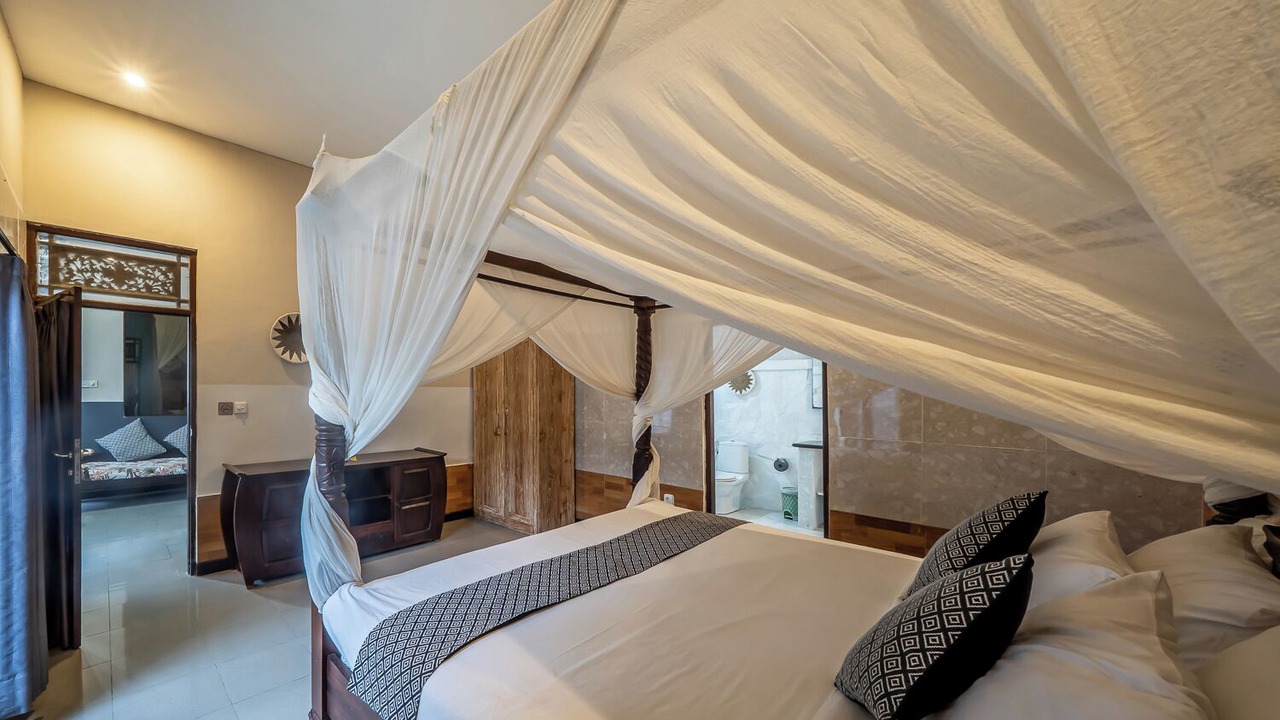 Photo of Bedroom in Petitenget