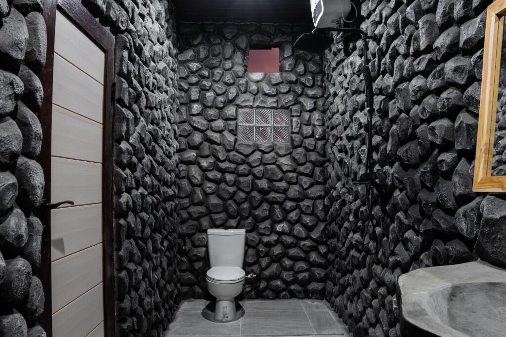 Photo of Bathroom in Sidemen