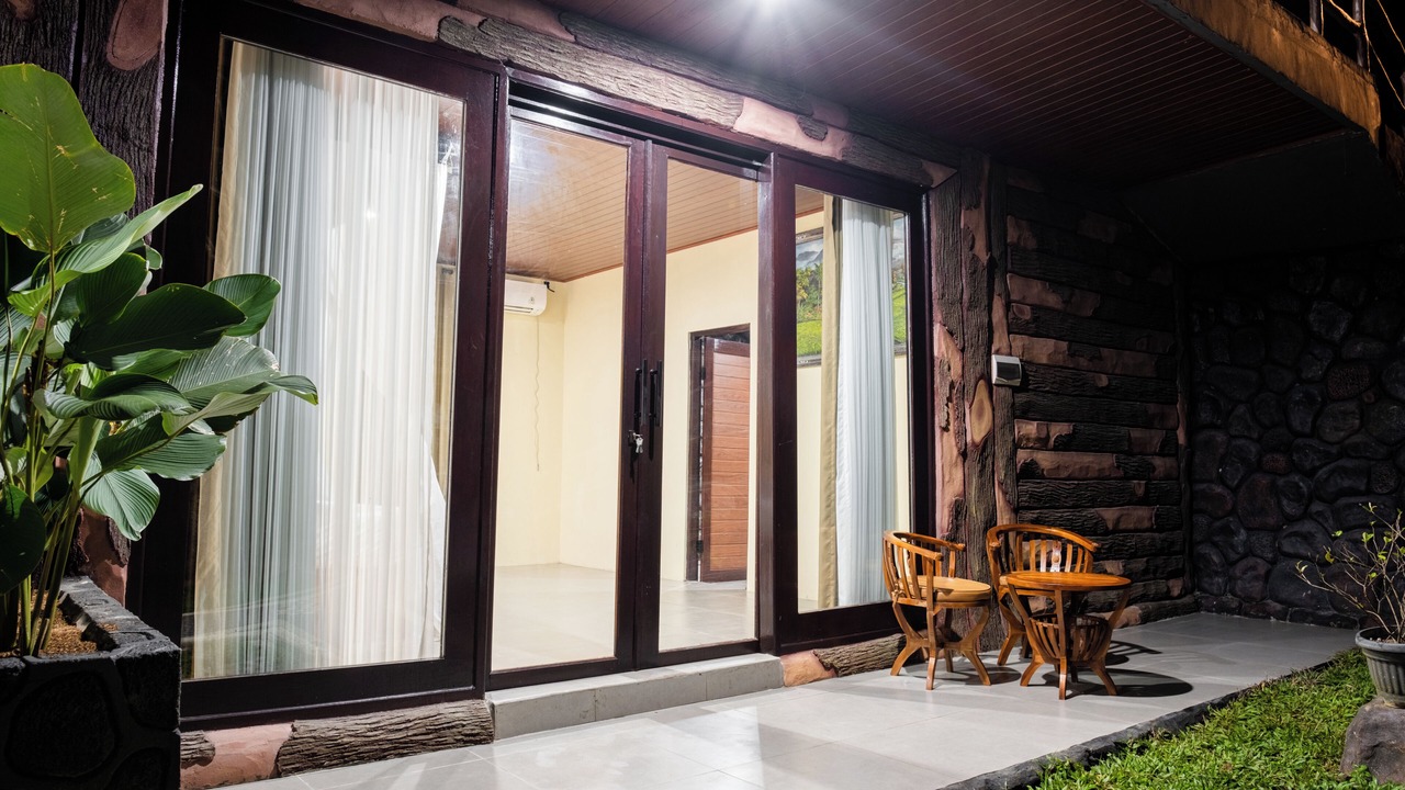 Photo of Outdoor in Sidemen