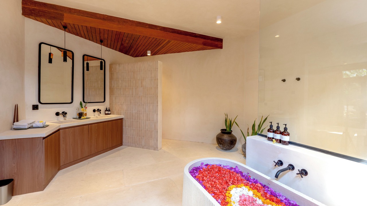 Photo of Bedroom in Drupadi