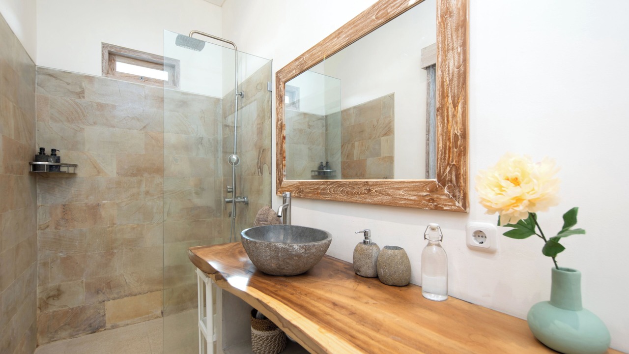 Photo of Bathroom in Sunset Road