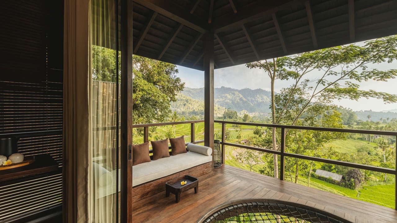 Photo of Outdoor in Selat