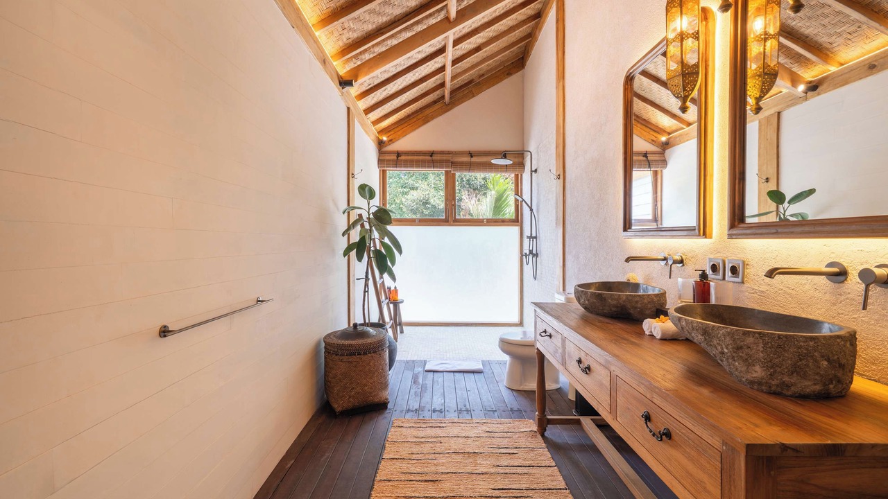 Photo of Bathroom in Mushroom Bay