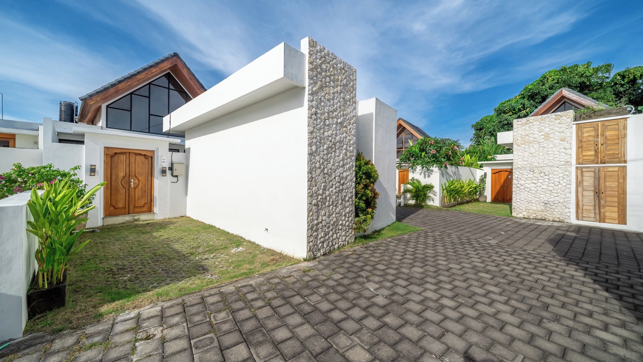 Photo of Outdoor in Padangsambian Klod