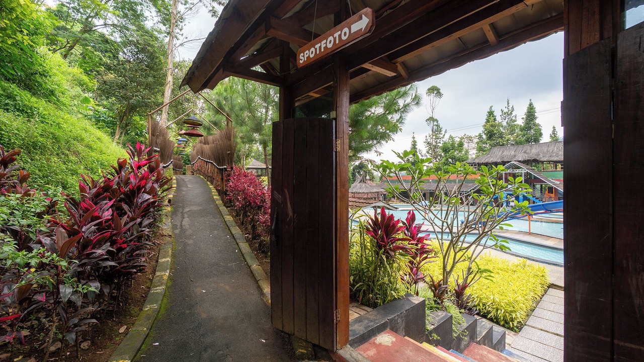 Photo of Outdoor in Pasirjambu