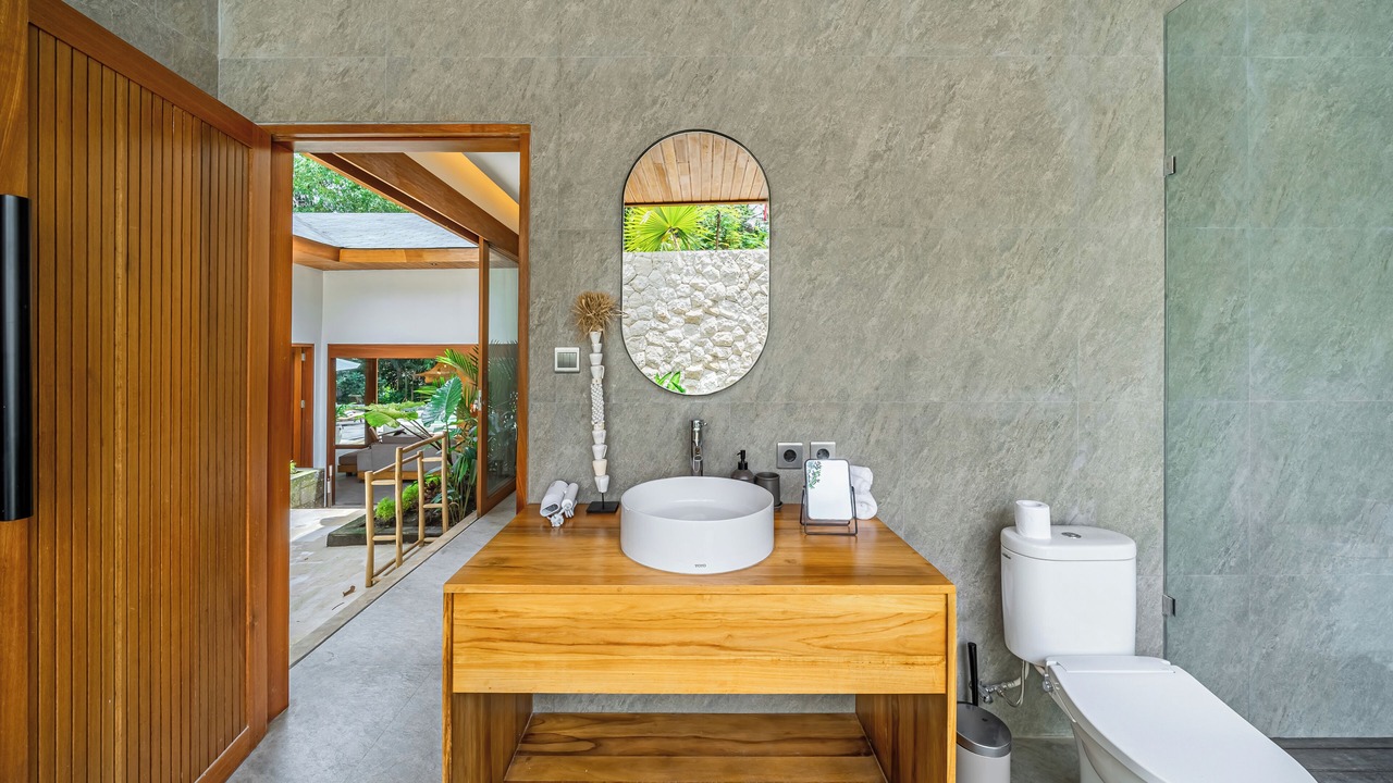 Photo of Bathroom in Lodtunduh