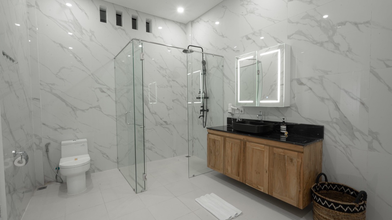 Photo of Bathroom in Pererenan